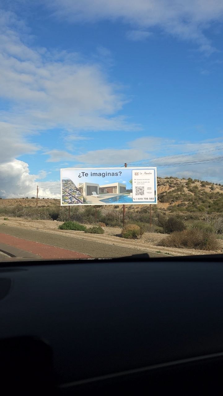 Cartel inmobiliaria